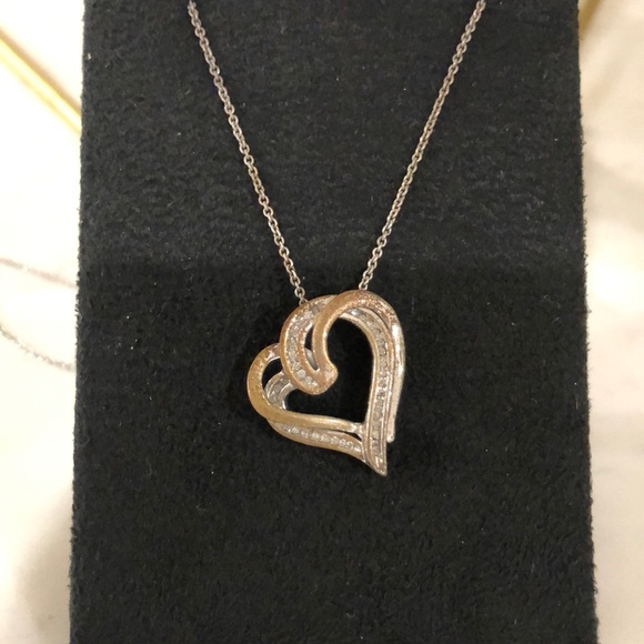 Jewelry - Heart necklace sterling silver- 18 inch in length